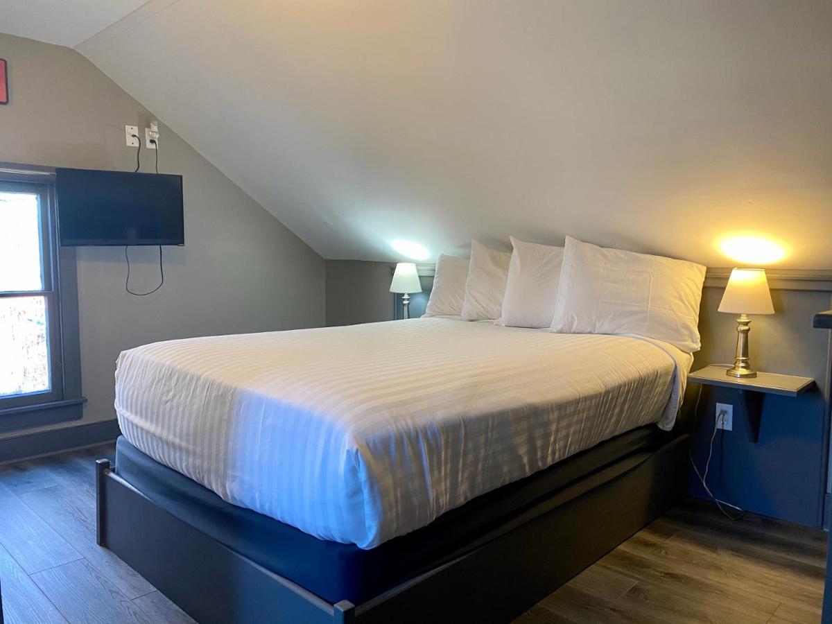 Captain Wohlt Inn Херманн Экстерьер фото