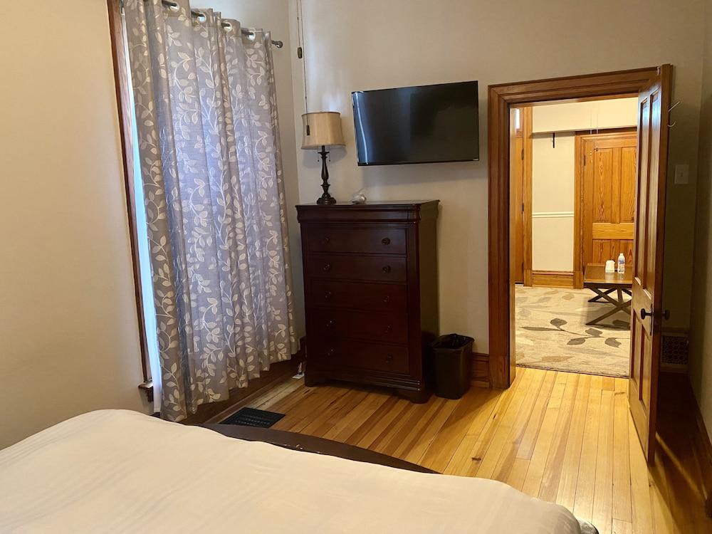 Captain Wohlt Inn Херманн Экстерьер фото
